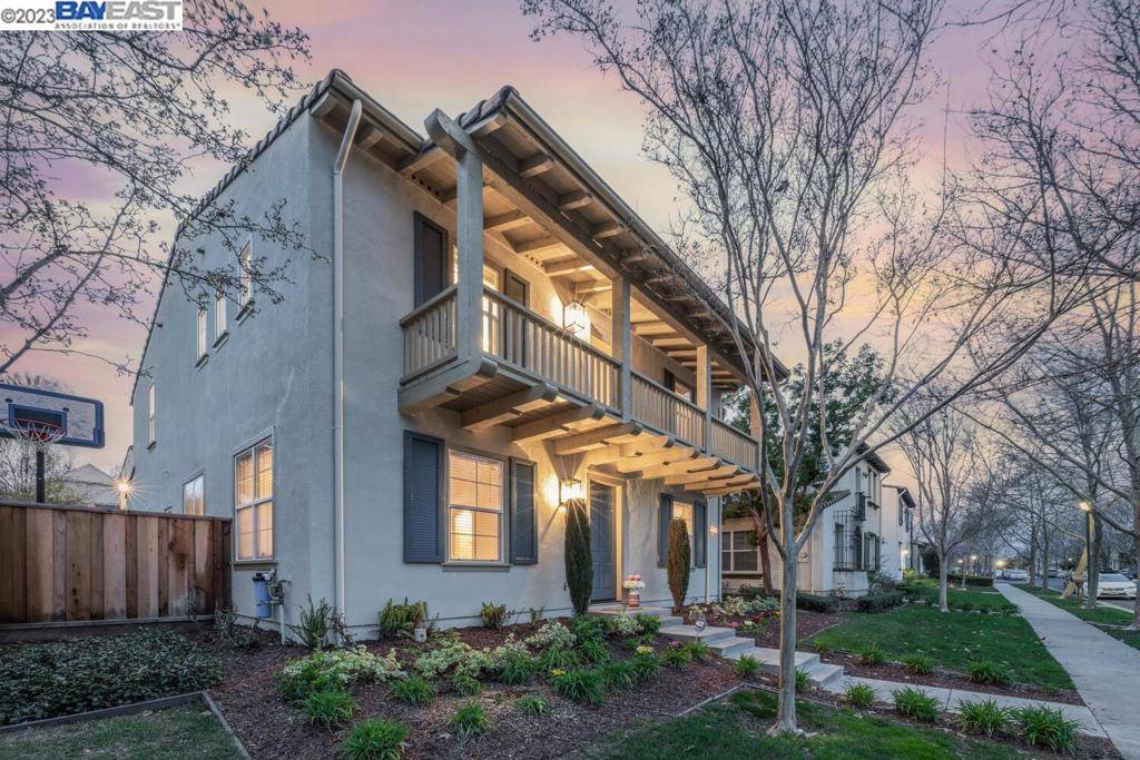 San Ramon, CA 94582,2344 Magnolia Bridge Dr