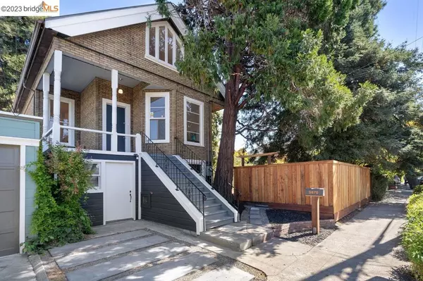 5870 Vallejo St, Oakland, CA 94608