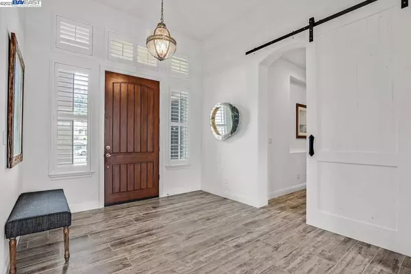 Danville, CA 94526,916 Matadera Way