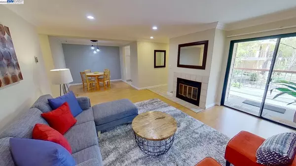 San Jose, CA 95117,461 Northlake Dr #21