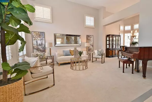 San Ramon, CA 94582,30 Primrose Way