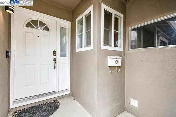 Pleasanton, CA 94588,6343 Inglewood Dr