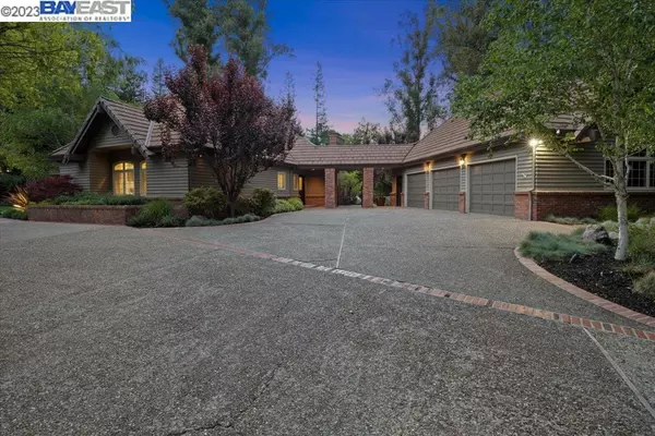 Pleasanton, CA 94588,7 Deer Oaks Dr