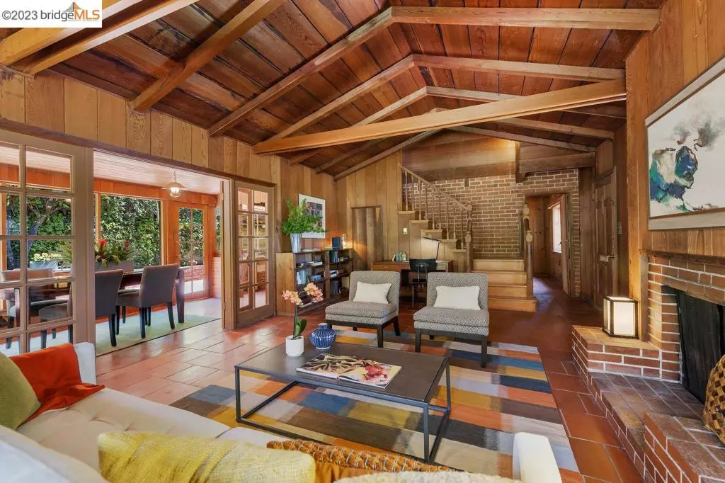 Kensington, CA 94707,700 Coventry