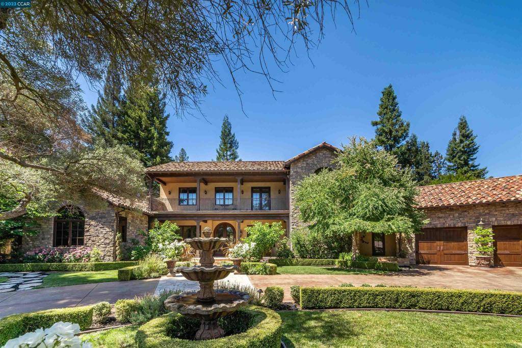 101 Muir Lane, Alamo, CA 94507-2442