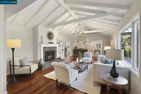 Orinda, CA 94563,6 Glorietta Court