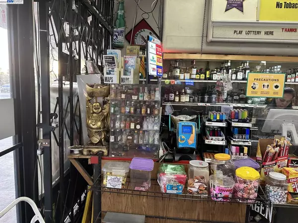 Newark, CA 94560,39978 Cedar Blvd