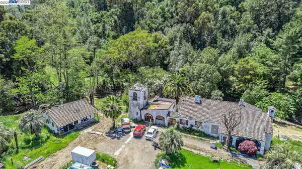 6365 Paloverde Rd, Castro Valley, CA 94552