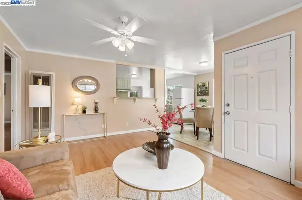 East Palo Alto, CA 94303,1257 Laurel Ave