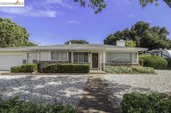 5701 Verna Way, Clayton, CA 94517-1131