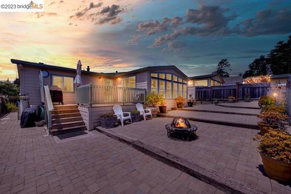 1790 N Highway 1, Bodega Bay, CA 94923