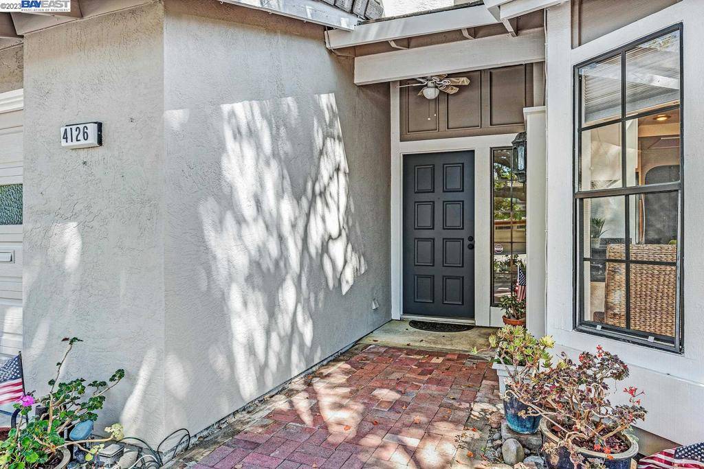 Pleasanton, CA 94566,4126 Peregrine Way