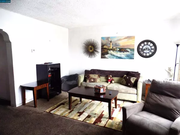 San Pablo, CA 94806-4880,2135 Costa Ave