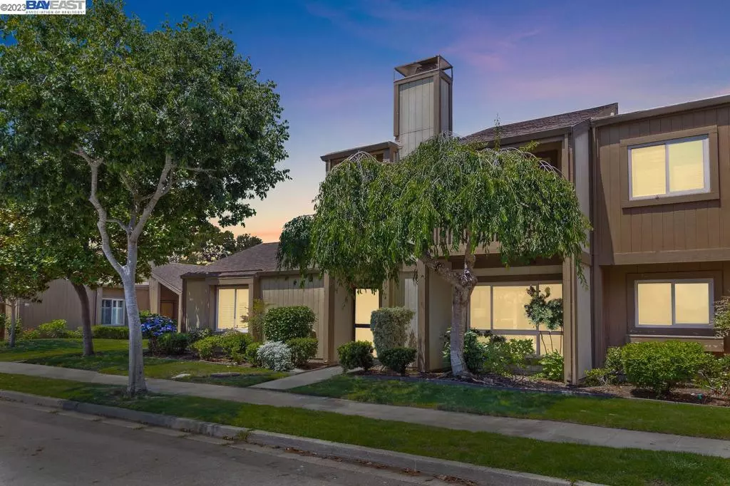 Alameda, CA 94502-6831,1110 Marianas Ln