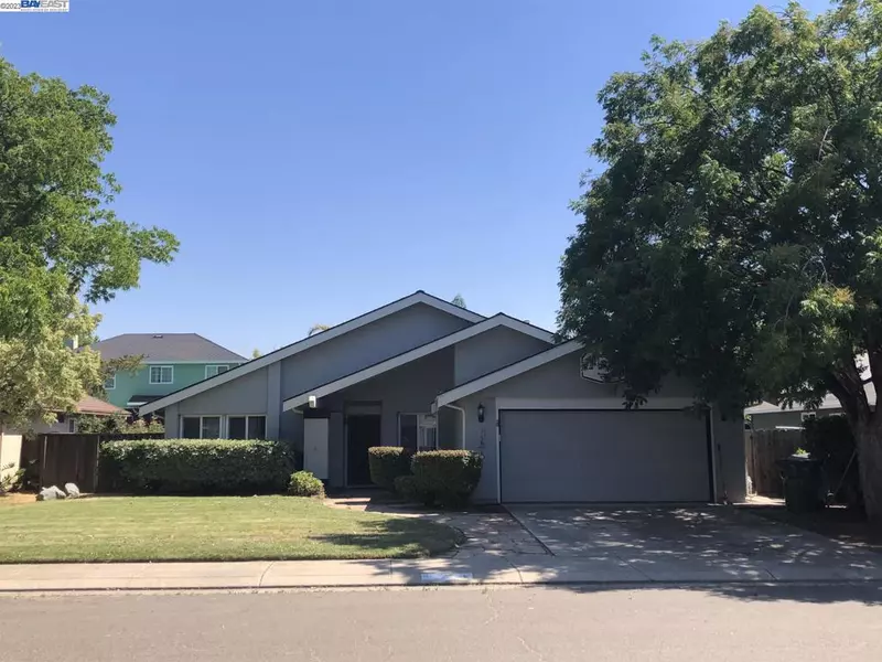 758 Lawn Court, Tracy, CA 95376