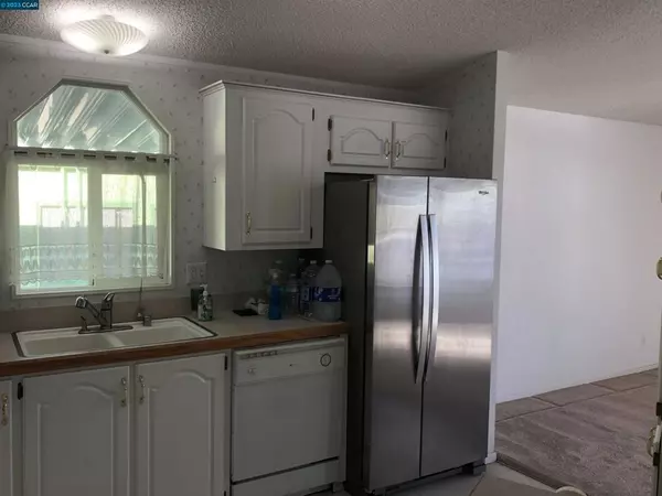 San Pablo, CA 94806,16401 San Pablo Ave