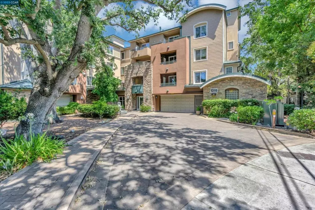 Walnut Creek, CA 94596-5787,1310 Creekside Drive #204