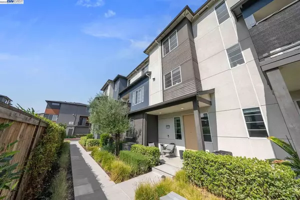 Hayward, CA 94544,215 Bolt Ct