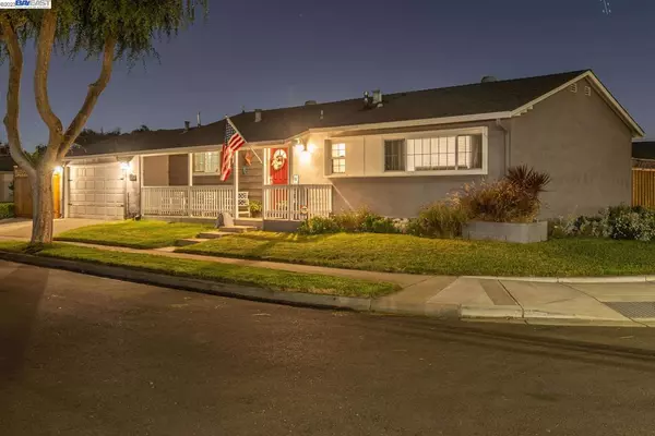 Hayward, CA 94544,454 Dutchess Ln