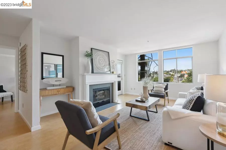 535 Pierce Street #1102, Albany, CA 94706-1053