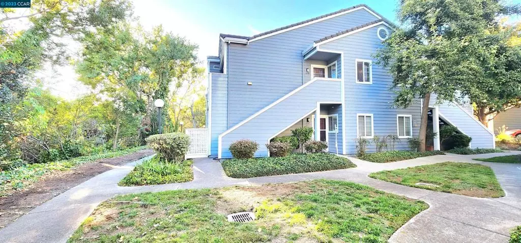 207 Dursey Dr, Pinole, CA 94564