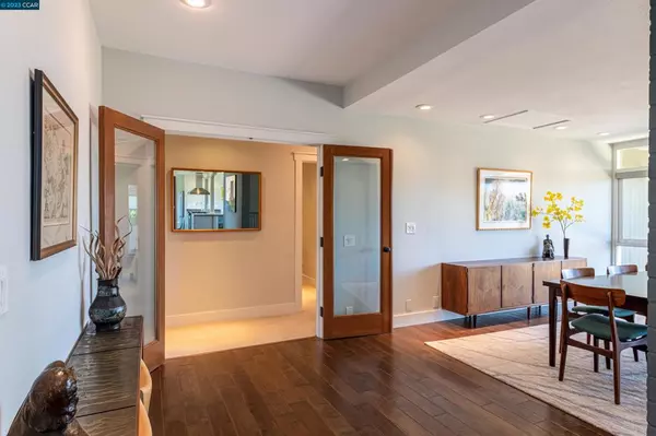 El Sobrante, CA 94803,990 N Rancho Rd