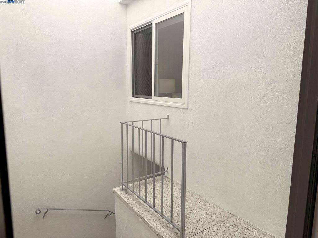 San Francisco, CA 94116,347 Quintara St