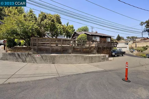 El Sobrante, CA 94803,2000 Thompson Lane