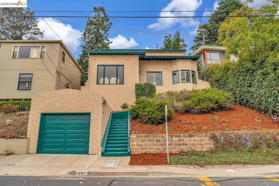 881 Washington Ave, Albany, CA 94706