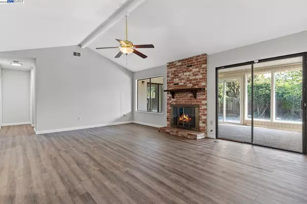 Stockton, CA 95210,1028 Summerview Dr