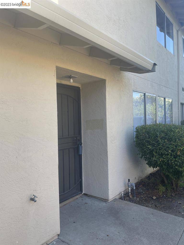 Concord, CA 94518,1084 Mohr Ln #B