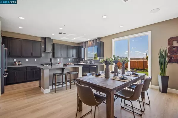 142 Wagtail Way, Vacaville, CA 95688