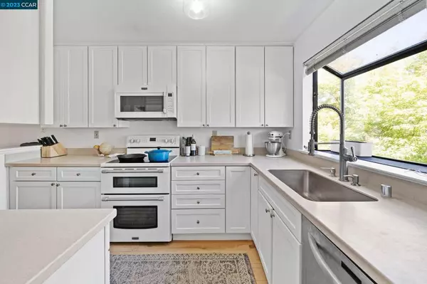 Walnut Creek, CA 94597,1300 Walden Rd #218