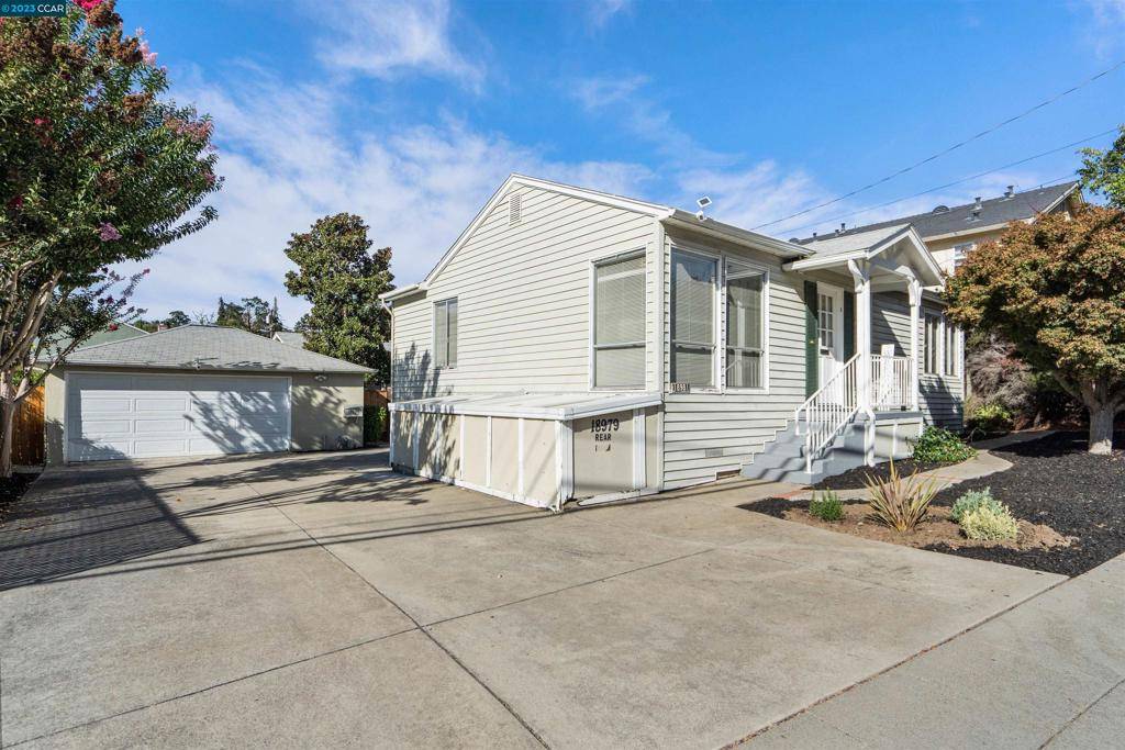 18981 Lake Chabot Rd, Castro Valley, CA 94546