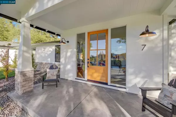 Orinda, CA 94563,7 Bel Air Dr