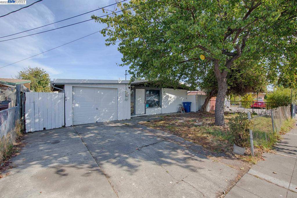 27846 Mandarin Ave, Hayward, CA 94544