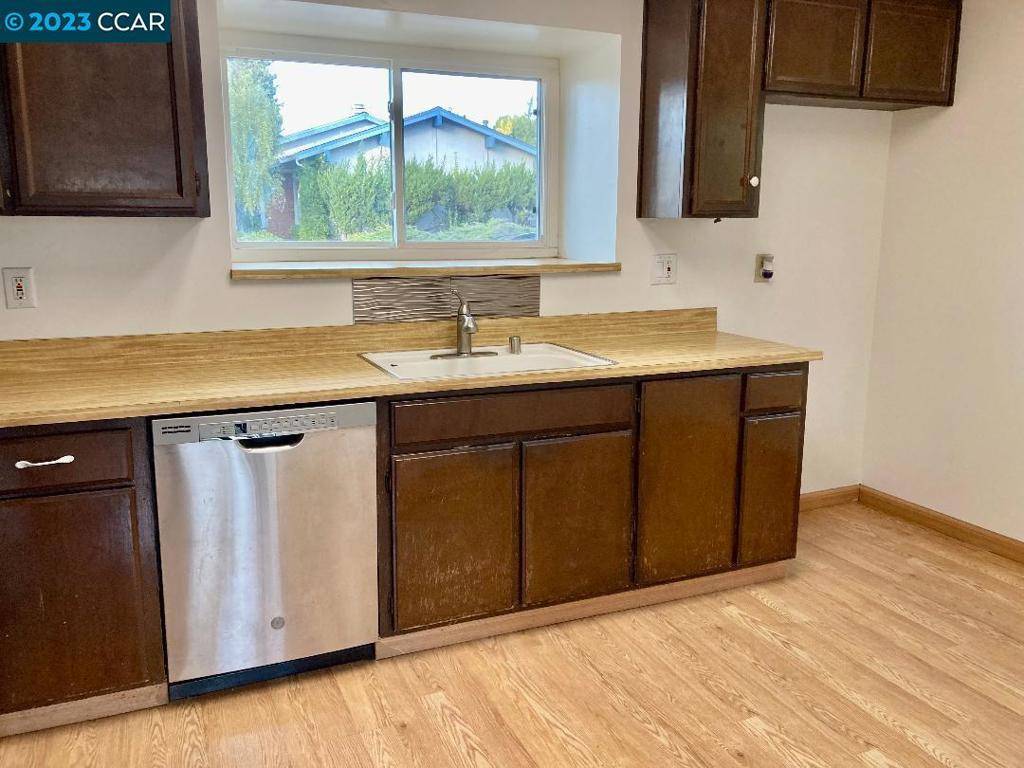 Danville, CA 94526,720 Senca Ct