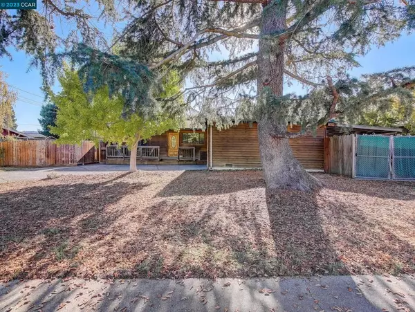 Novato, CA 94947,15 Jules Dr