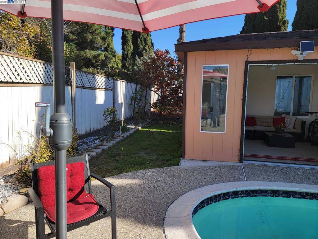 Fremont, CA 94555,4082 Polonius Cir