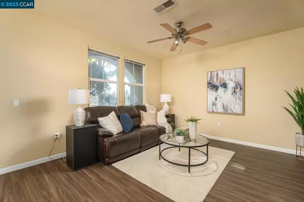 50 Regency Park Cir #10107, Sacramento, CA 95835