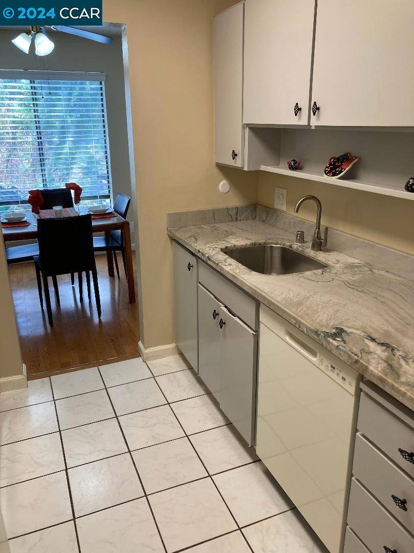 Walnut Creek, CA 94596,460 N Civic Dr #311