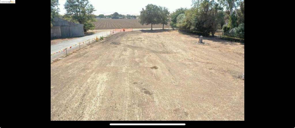 2546 Hoffman Ln, Byron, CA 94514