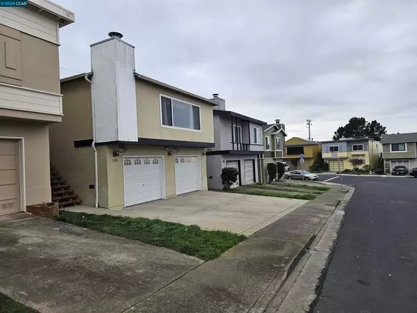 Daly City, CA 94014,295 Alta Vista Way