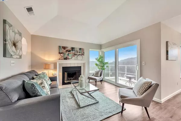 Daly City, CA 94014,721 Pointe Pacific #1