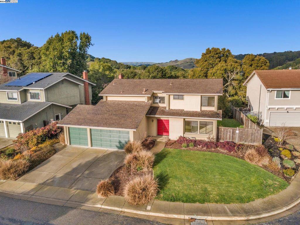 6070 Slopeview, Castro Valley, CA 94552-1646