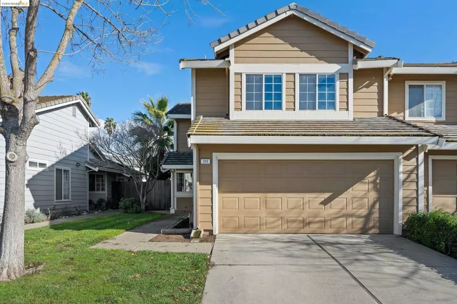 203 Pelican Loop, Pittsburg, CA 94565