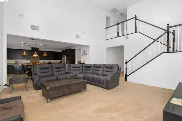 Oakley, CA 94561,374 Parkfield Way