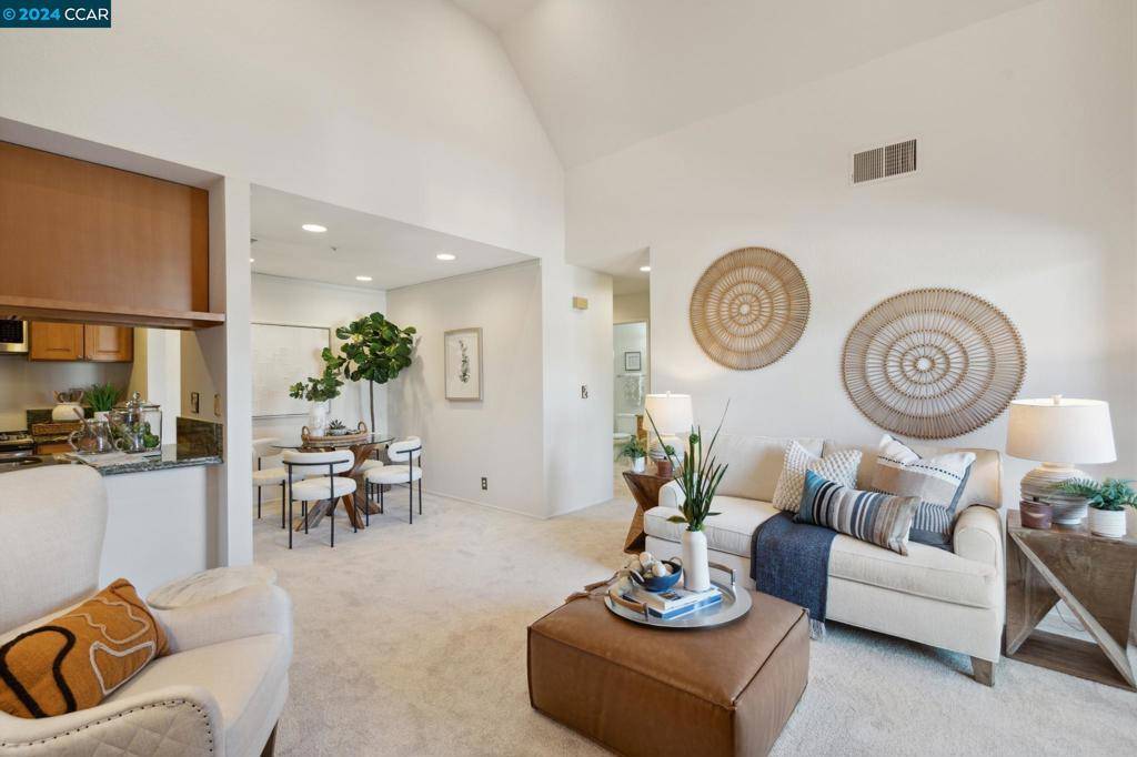 Walnut Creek, CA 94597,1308 Walden Rd #35