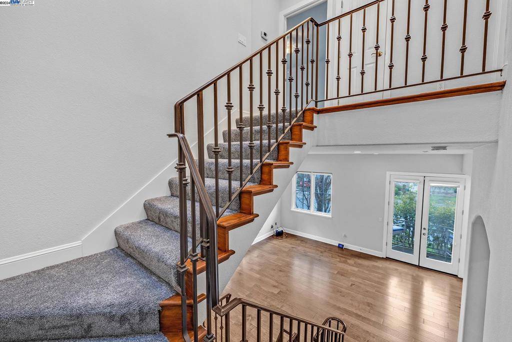 Los Altos, CA 94022,139 Cuesta Dr