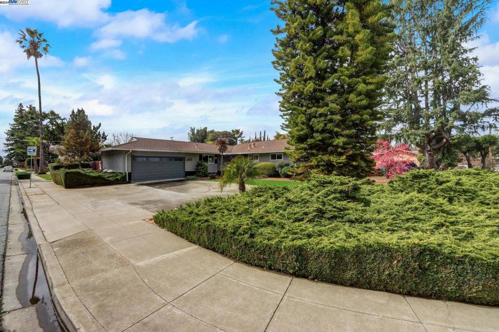 Fremont, CA 94536,35837 Plumeria Way
